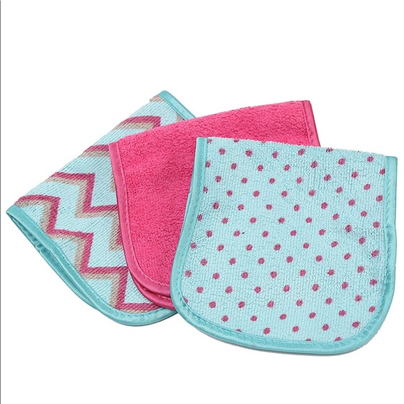 Free w/ order S&T Always Off Makeup Remover Cloths - Picture 2 of 4